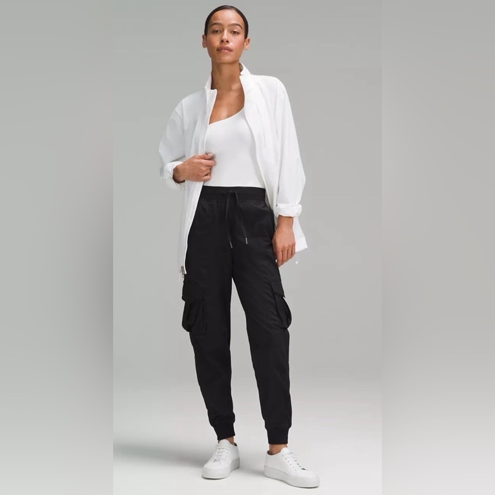 LULULEMON Dance Studio Relaxed-Fit Mid-Rise Cargo Jogger In Black Size Large